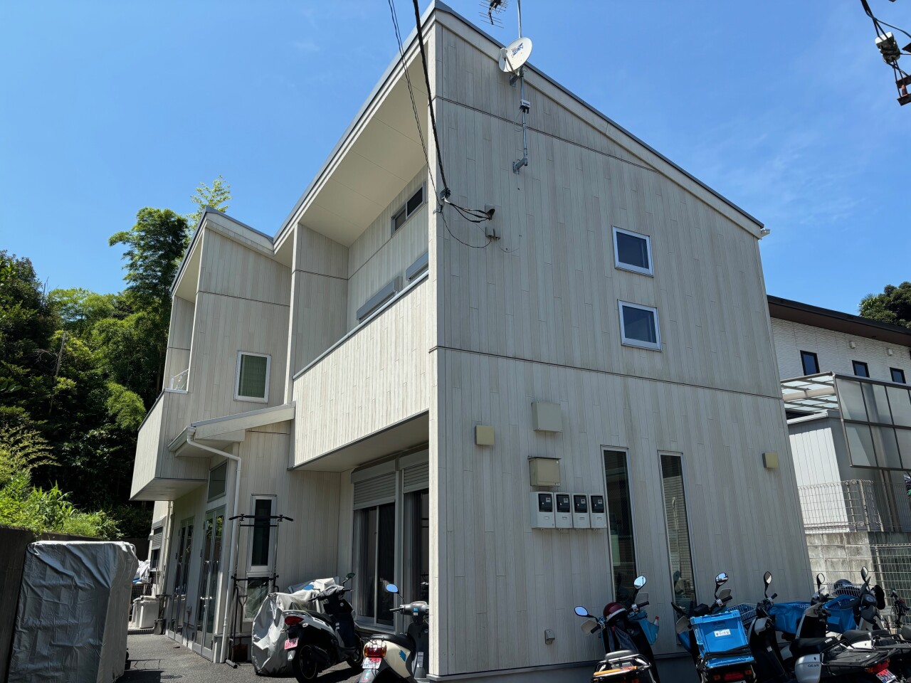 読売センター本郷台駅前